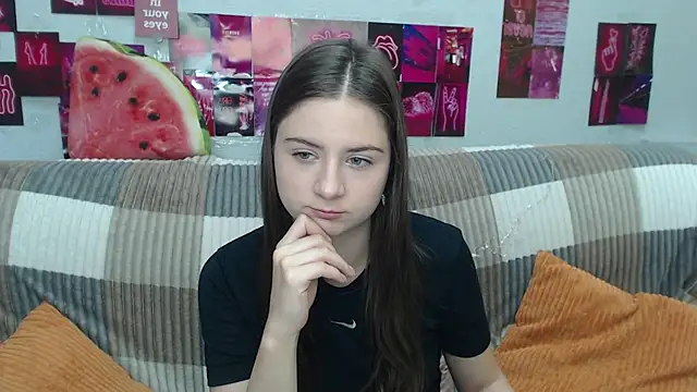 MilanaRoza online show from July 2, 4:40 am