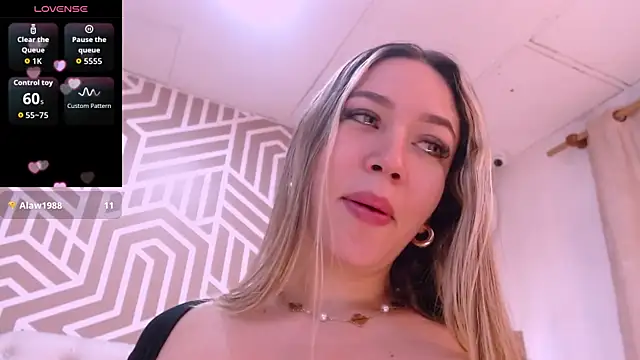 SashaDurante online show from June 25, 12:40 pm