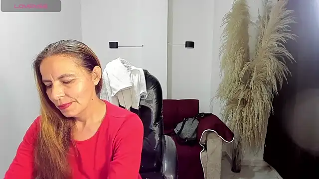 Milf karlye online show from June 21, 3:43 am