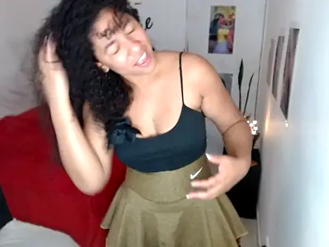 bellacrespalatina online show from September 18, 11:47 pm