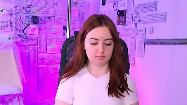 AnnTerry  online show from March 17, 7:45 am