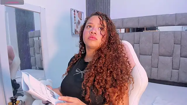 zulyjones online show from March 2, 12:45 pm