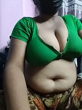 BERRY 00 online show from June 13, 6:27 pm