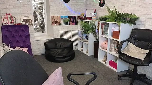 Snapshot of Nika_Kitten chatting on September 13, 6:49 pm Nika Kitten online show from September 13, 6:49 pm