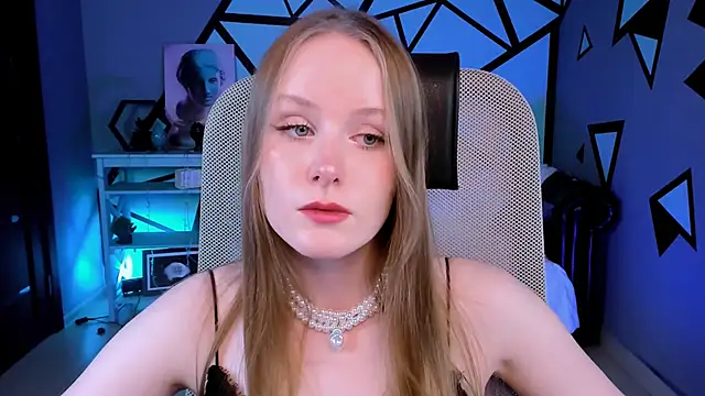Snapshot of VivienLeeigh chatting on October 4, 1:39 pm VivienLeeigh online show from October 4, 1:39 pm
