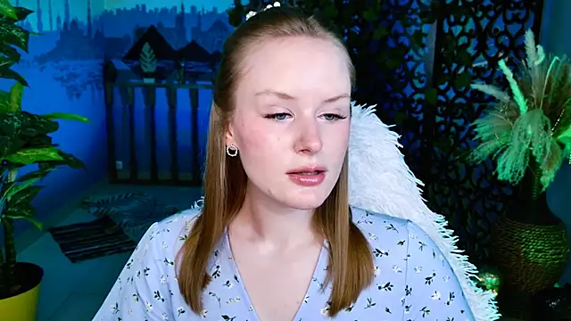 VivienLeeigh online show from June 23, 5:16 am