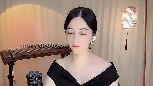Tian-xin-999 online show from June 27, 4:13 pm