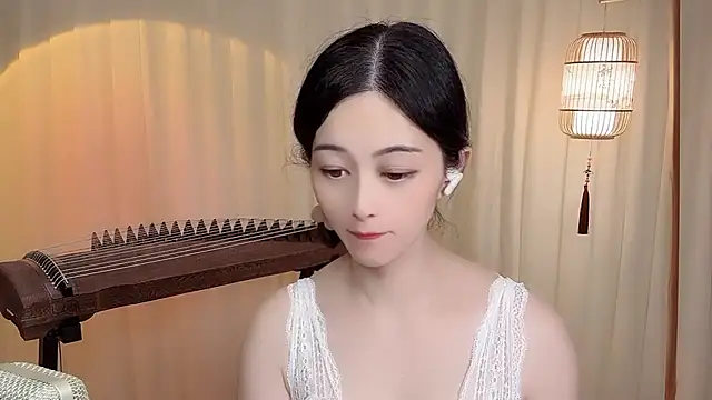Tian-xin-999 online show from July 8, 5:15 pm