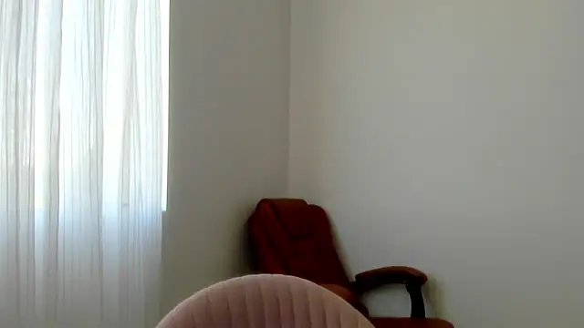 AriaMontgomery online show from June 20, 8:01 pm