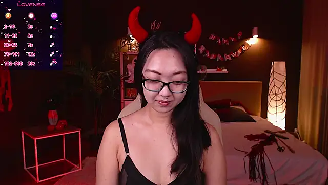 Marine Vact online show from October 30, 2:29 pm