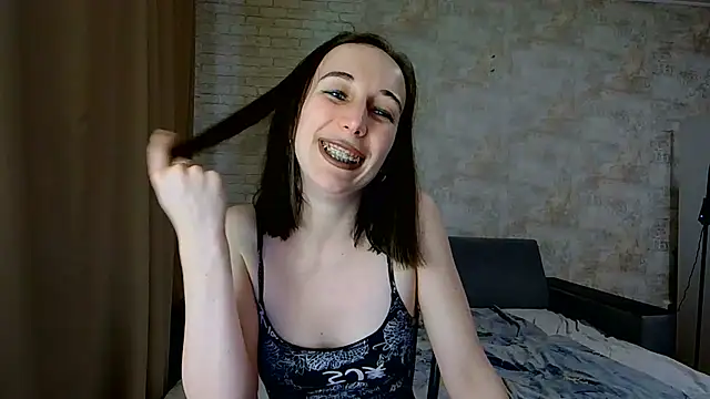 Anika bloom online show from July 25, 2:40 am