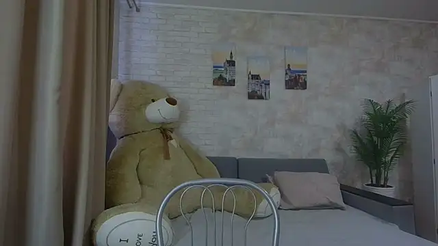 Anika bloom online show from September 28, 6:53 am