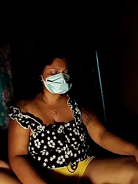 Snapshot of SL-WASI chatting on October 10, 6:35 pm SL-WASI online show from October 10, 6:35 pm