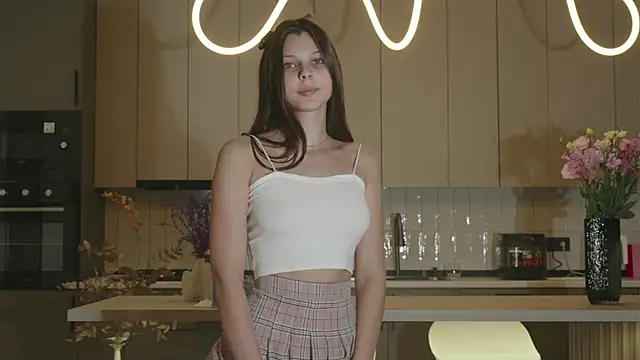 whisper of love online show from November 2, 2:15 am