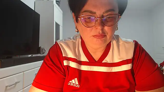 Amandamuller1982 online show from June 25, 8:43 pm