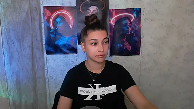 KarolinaRosse  online show from October 14, 6:05 am