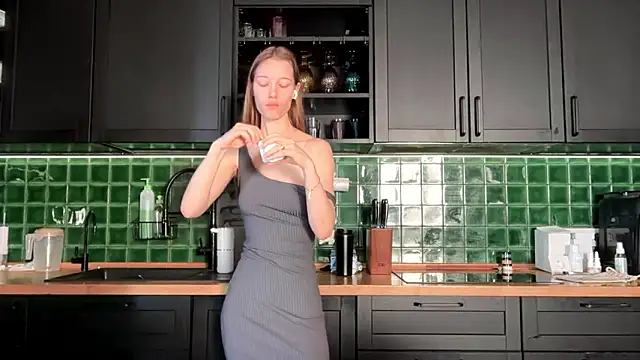 solar bella online show from March 14, 4:13 am