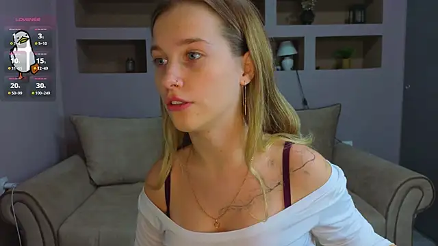 LinaCristonsen online show from September 27, 6:04 pm