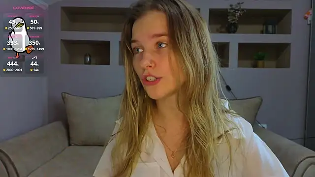 LinaCristonsen online show from October 30, 4:08 pm