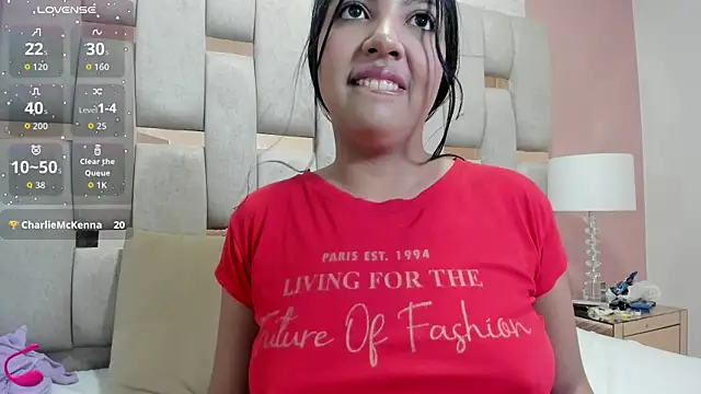 nicole fisherr online show from September 13, 5:37 am