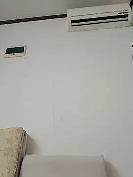 hello098712 online show from May 14, 9:37 am