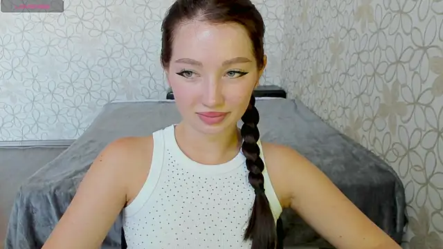 Lissa Cristal online show from August 4, 10:21 am