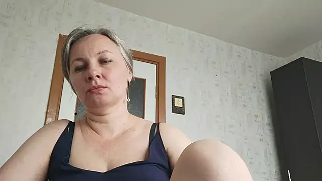 EdithManning online show from June 23, 6:55 am