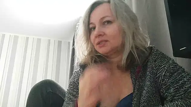 EdithManning online show from January 19, 7:59 am