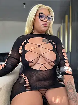 Naughty-Mel online show from June 16, 7:20 am