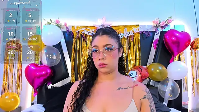 antonelllepiercee online show from February 12, 11:34 am