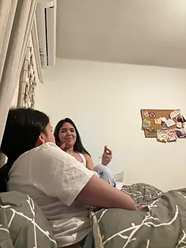 daniniescobarr online show from March 7, 10:06 pm