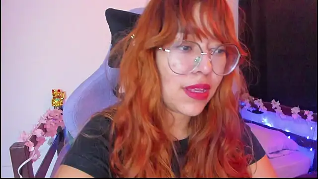  Moon Johnson online show from November 3, 12:47 am