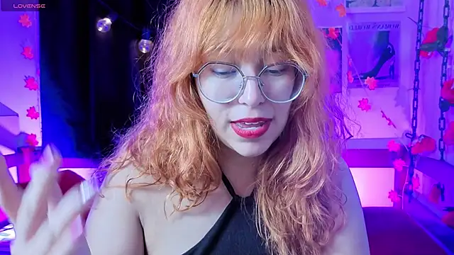 Moon Johnson online show from May 16, 1:52 am