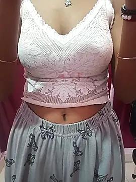 gulabo-Queen online show from September 21, 6:01 am