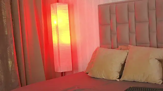 GabyRios online show from June 4, 6:56 pm