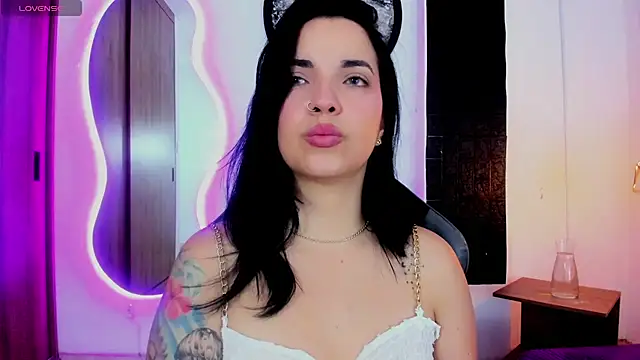 Snapshot of tatiana_sc chatting on October 2, 2:33 pm tatiana sc online show from October 2, 2:33 pm