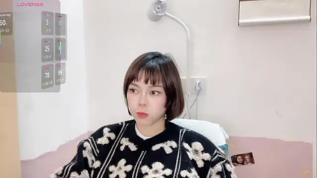 Linda-LL online show from November 12, 11:41 am