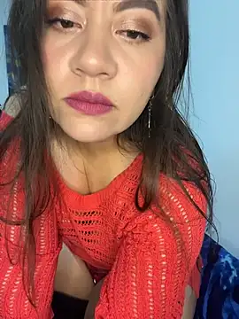 Iam  Cristal online show from July 26, 2:30 am