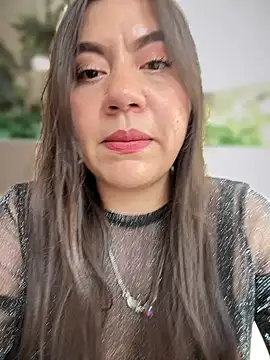 Iam  Cristal online show from September 9, 9:25 pm