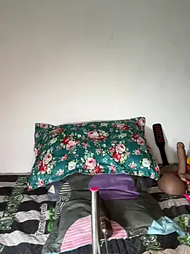 paisitahot1975 online show from December 2, 11:51 pm