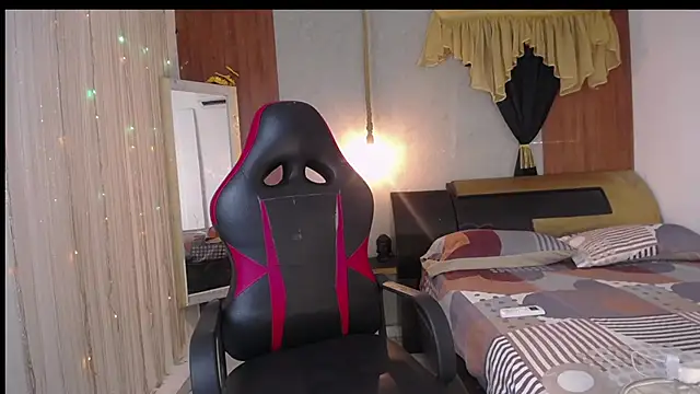 hera divine online show from March 13, 9:05 pm