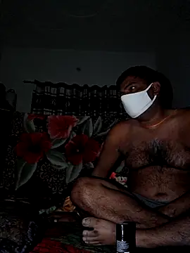 Snapshot of menakshiiikaur chatting on September 24, 4:39 pm menakshiiikaur online show from September 24, 4:39 pm