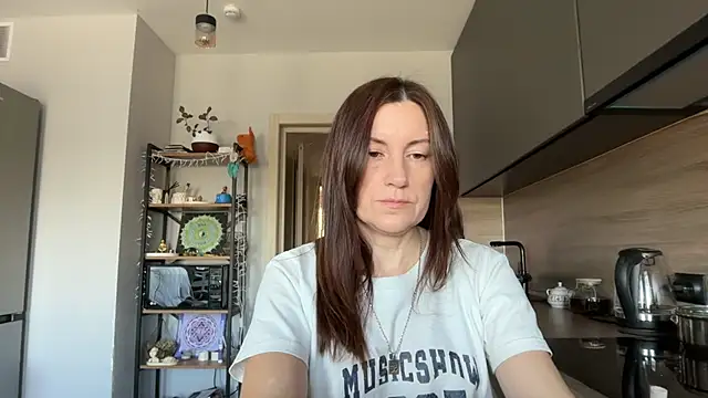 Snapshot of jainesummer chatting on October 1, 8:41 am jainesummer online show from October 1, 8:41 am