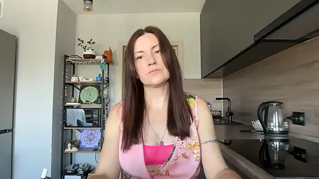 Snapshot of jainesummer chatting on September 10, 8:25 am jainesummer online show from September 10, 8:25 am