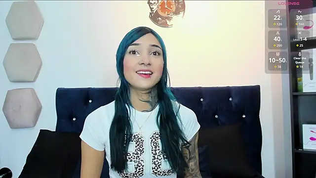 yulianademond66 online show from July 18, 8:33 pm