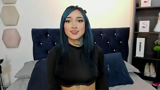yulianademond66 online show from June 26, 10:22 pm