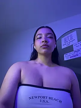 MadelineBenet online show from January 16, 2:29 am