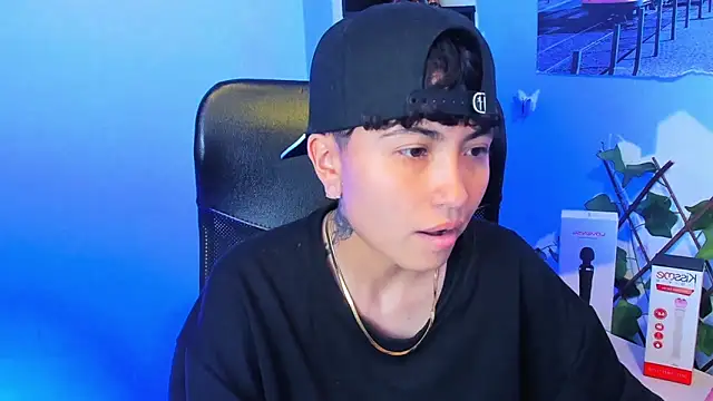 Im Mathias online show from December 21, 3:00 am