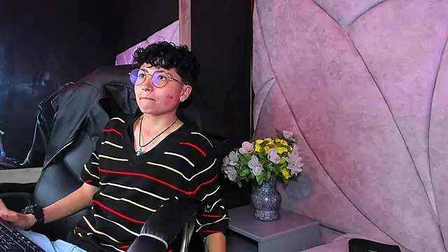 Im Mathias online show from May 1, 3:54 am