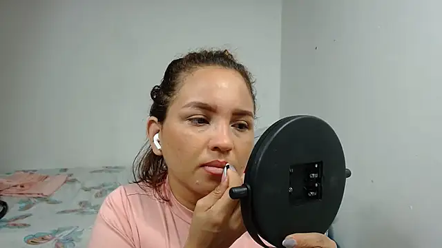 Agatha browser online show from February 2, 1:10 pm